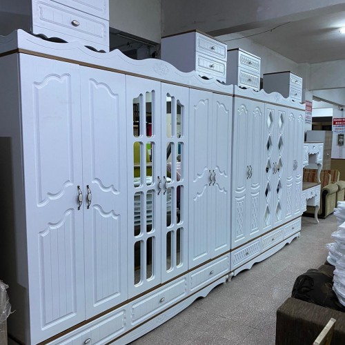 Hira Mobilya Adana 14000 tl tamama mdf yatak odası takımı fiyatı ürünümüz kapitoneli bazalı kelebek marka yatak dahildir ve adana içi servis kurulum dahildir 05355252173 OSMAN 